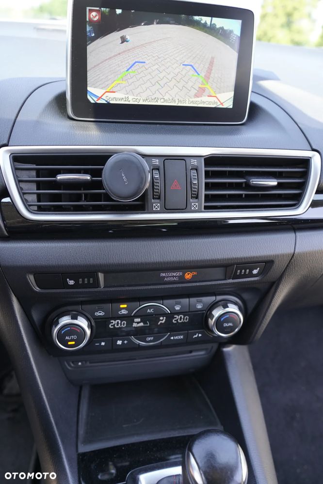 Mazda 3 2.0 Skyenergy EU6 - 17