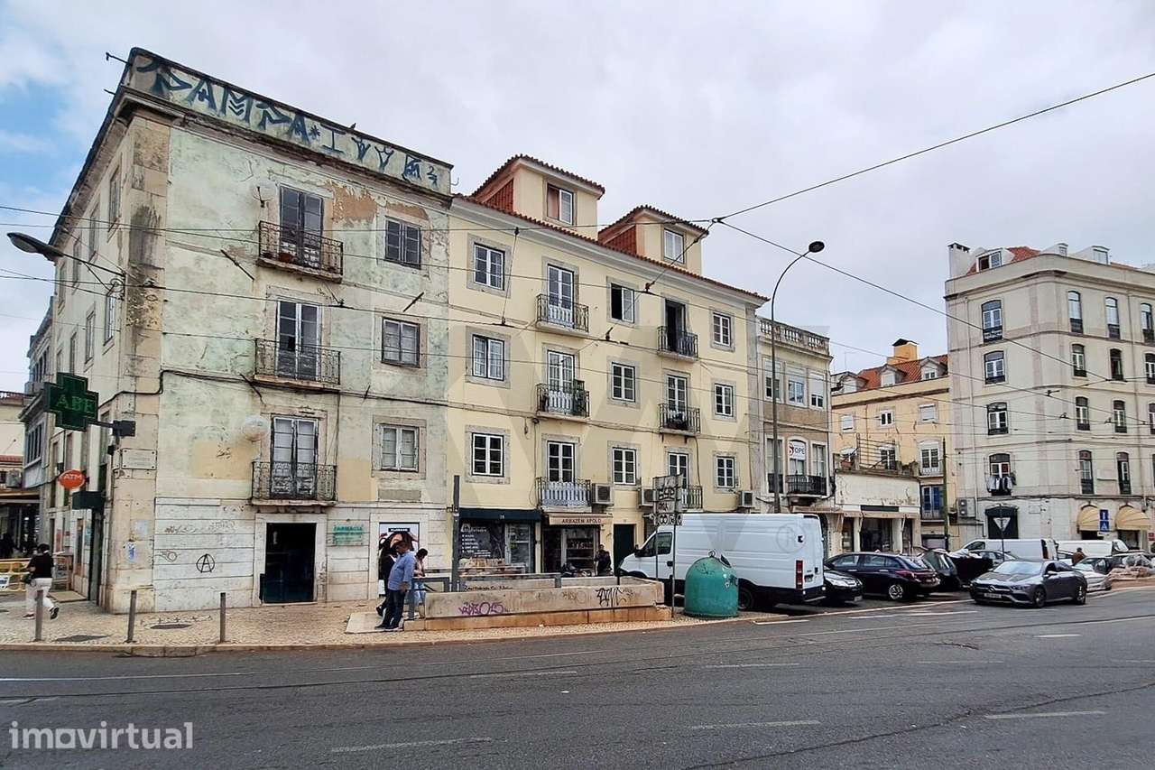 Prédio para Venda | Praça do Martim Moniz | Totalmente Arrendado | Exc - Grande imagem: 2/20