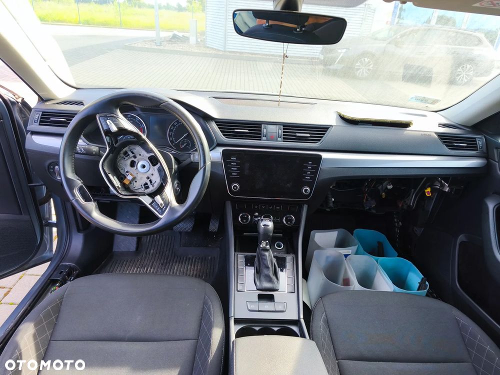 Skoda Superb 1.5 TSI Active DSG - 11