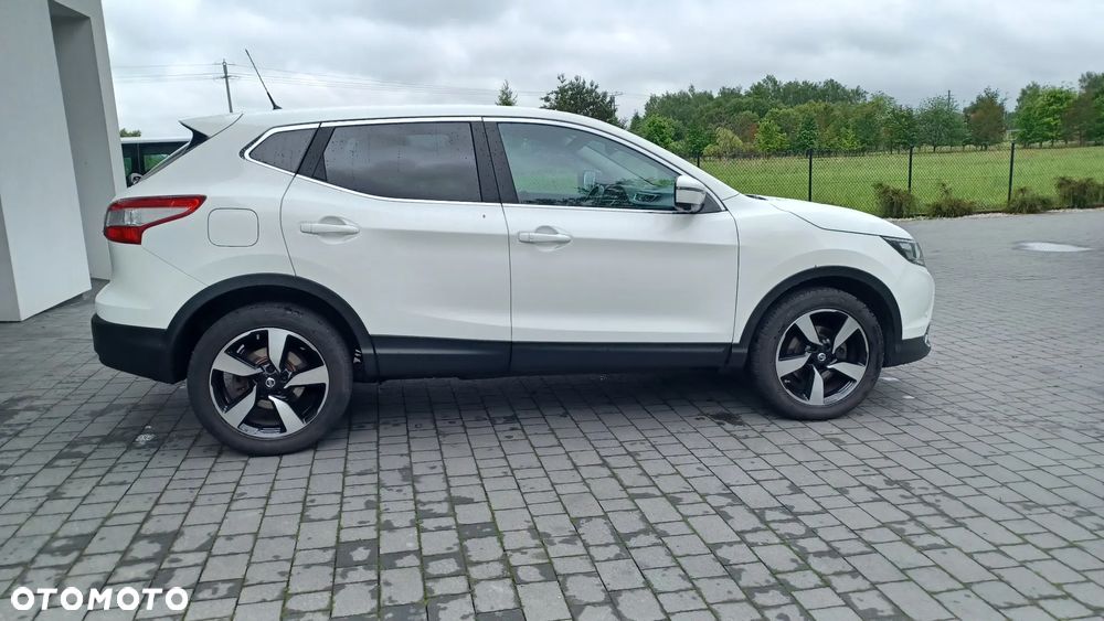 Nissan Qashqai - 12