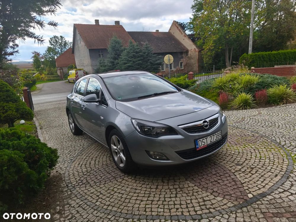 Opel Astra 1.4 Turbo Design Edition - 3