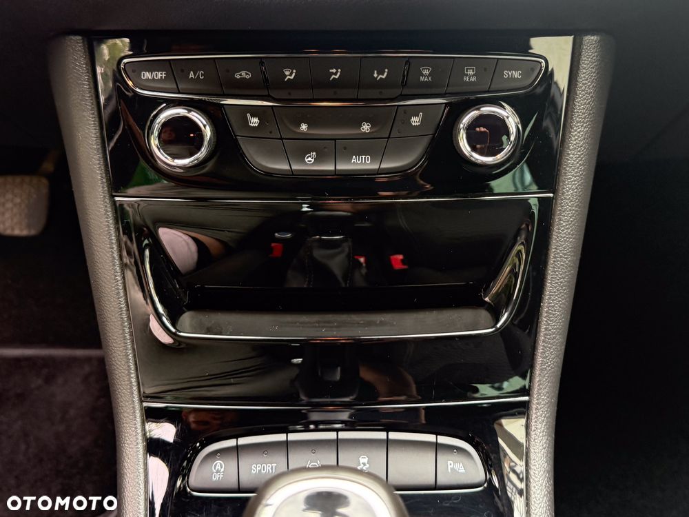 Opel Astra ver-1-4-turbo-dynamic - 16