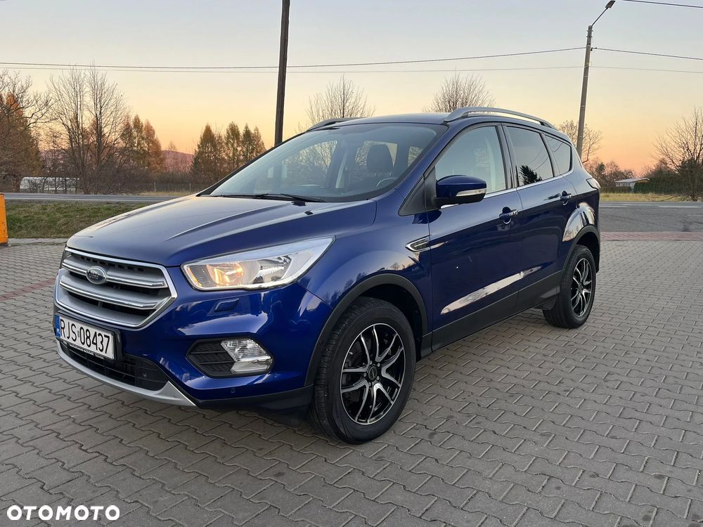 Ford Kuga - 1