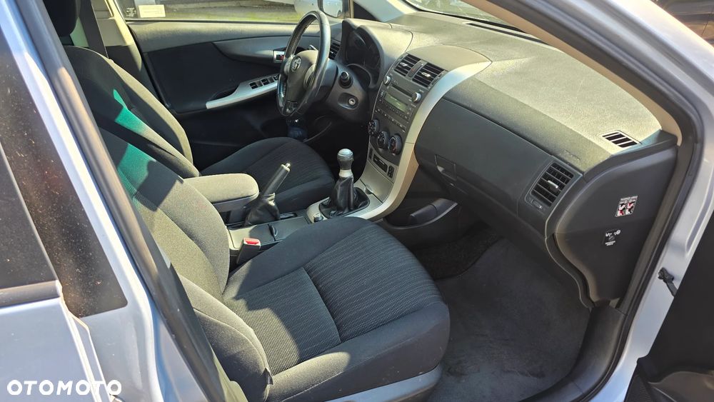 Toyota Corolla 1.4 D-4D Terra Polaris - 10