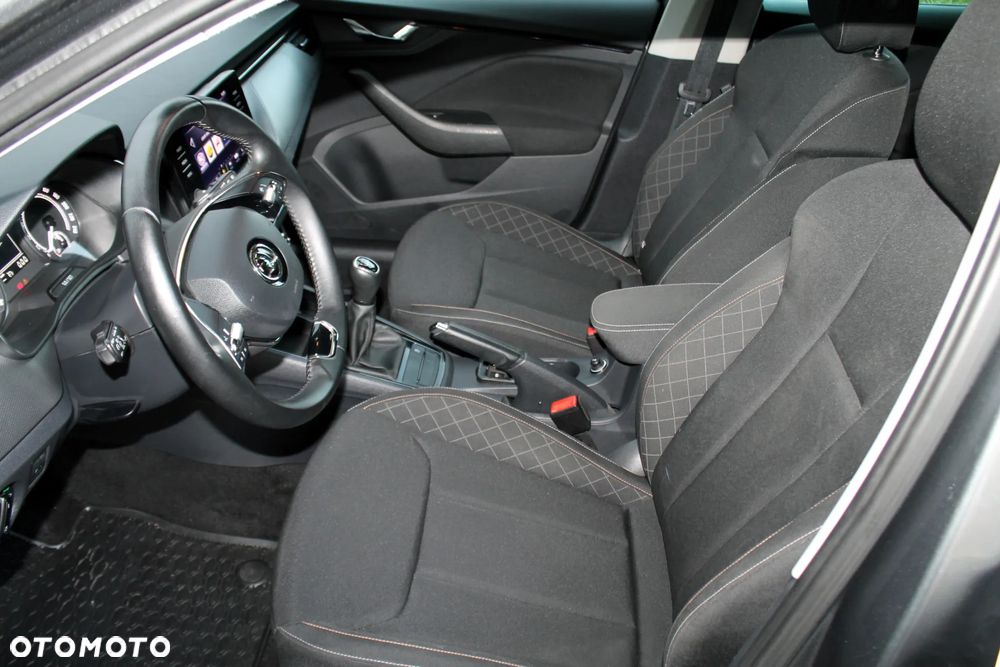 Skoda Kamiq 1.0 TSI Ambition - 10