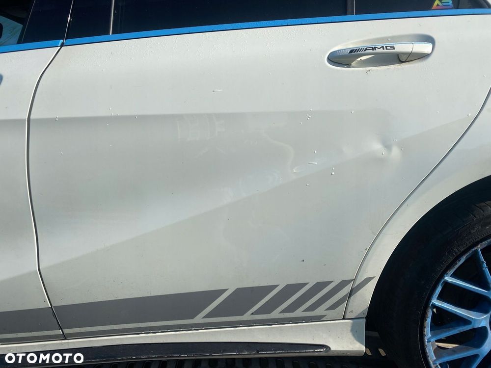 MERCEDES A 176 kpl. drzwi tylne lewe 650 - 1