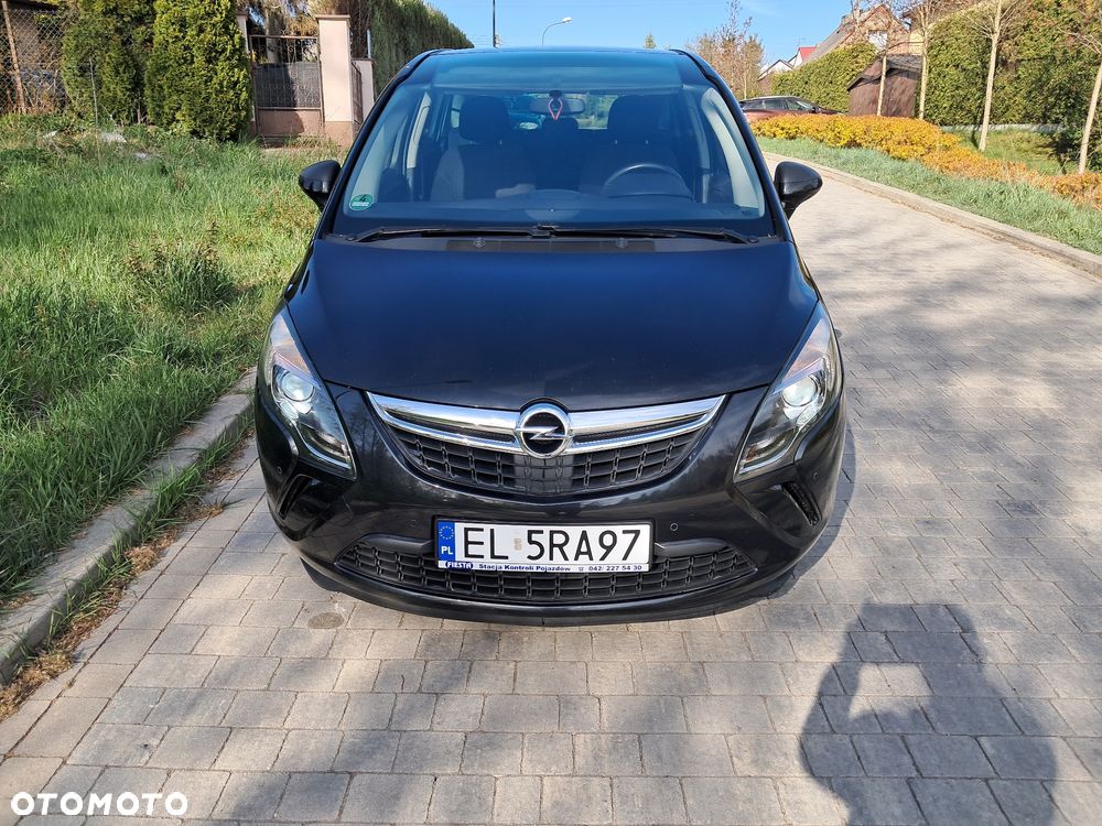 Opel Zafira - 1