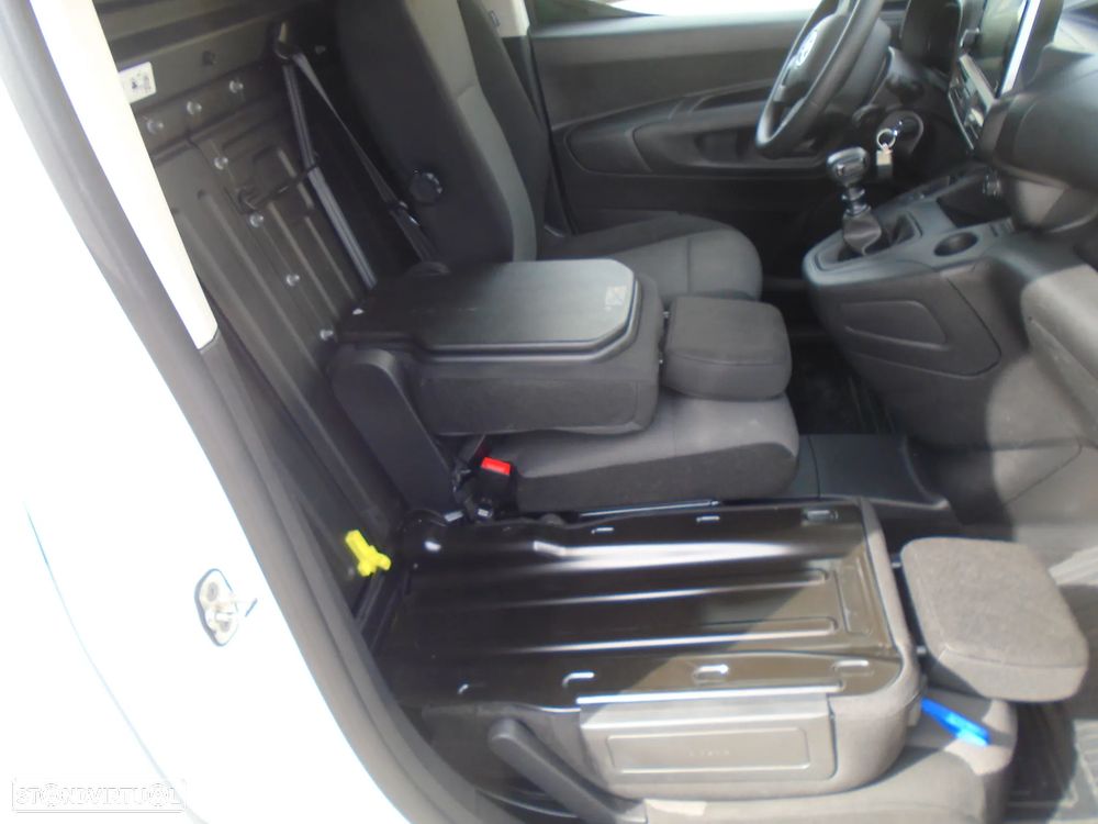 Toyota Proace City-LONGA-L2-H2- NACIONAL-IVA DEDUTIVEL- Ecrân -CX 6 V - 13