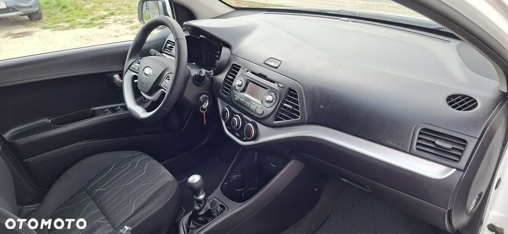 Toyota Yaris - 8