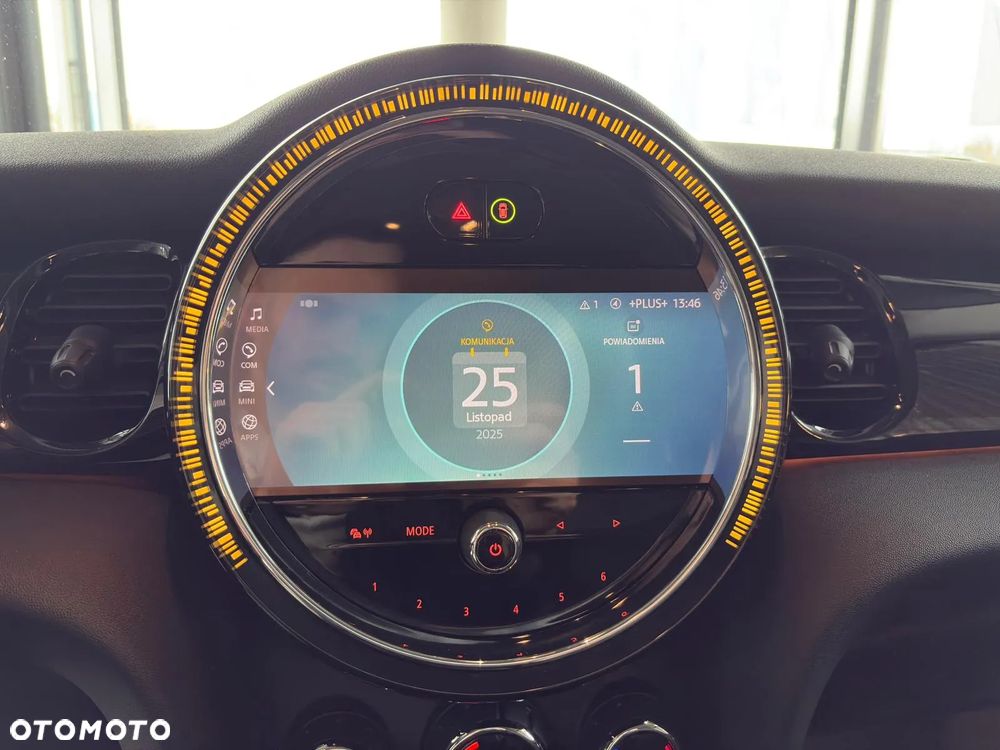 MINI Cooper Classic Trim - 16