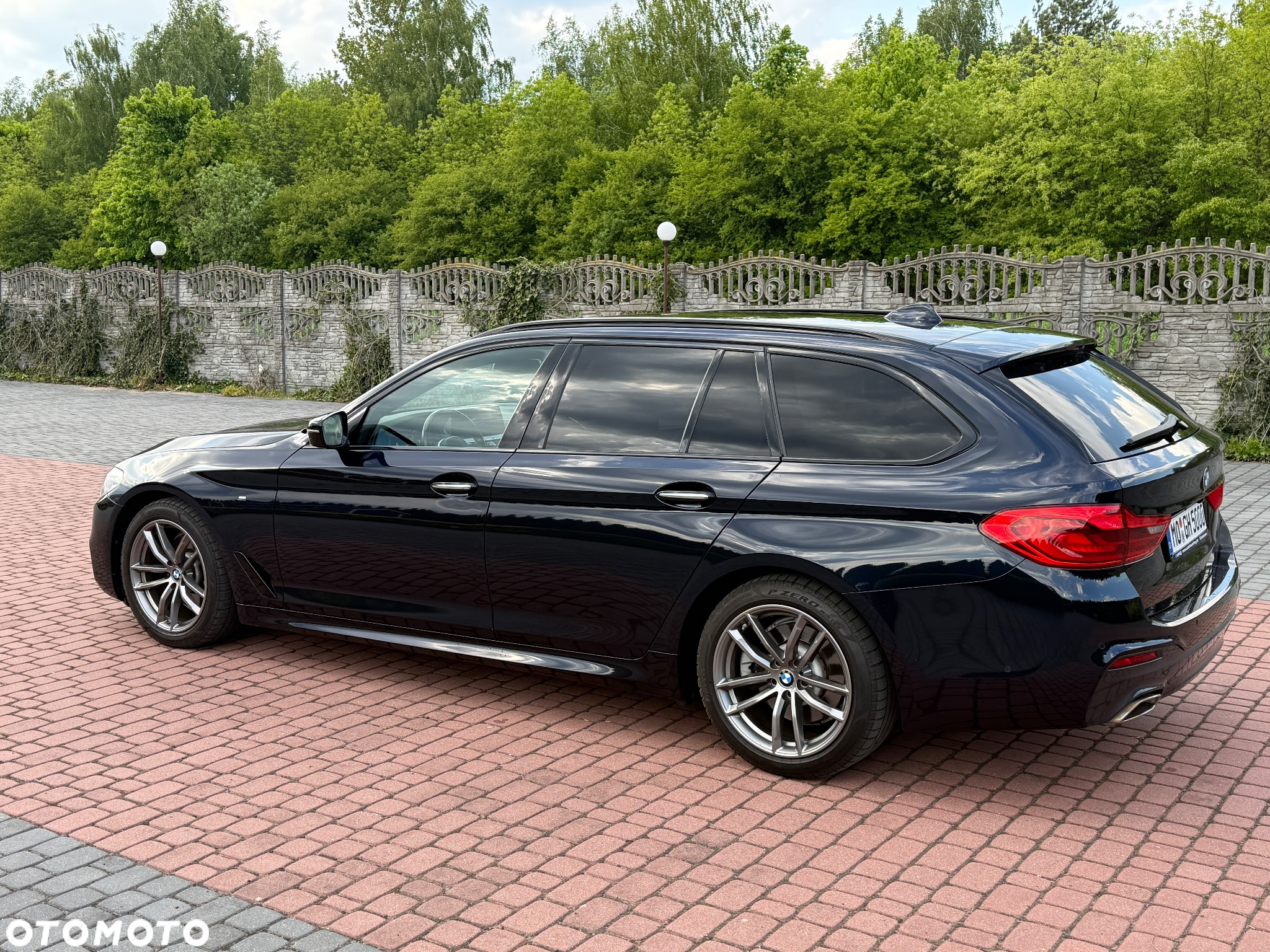 BMW Seria 5 520d Touring M Sport Edition - 8