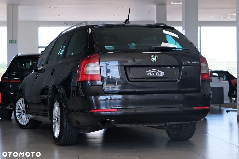 Skoda Octavia 1.6 TDI DPF DSG Active - 11