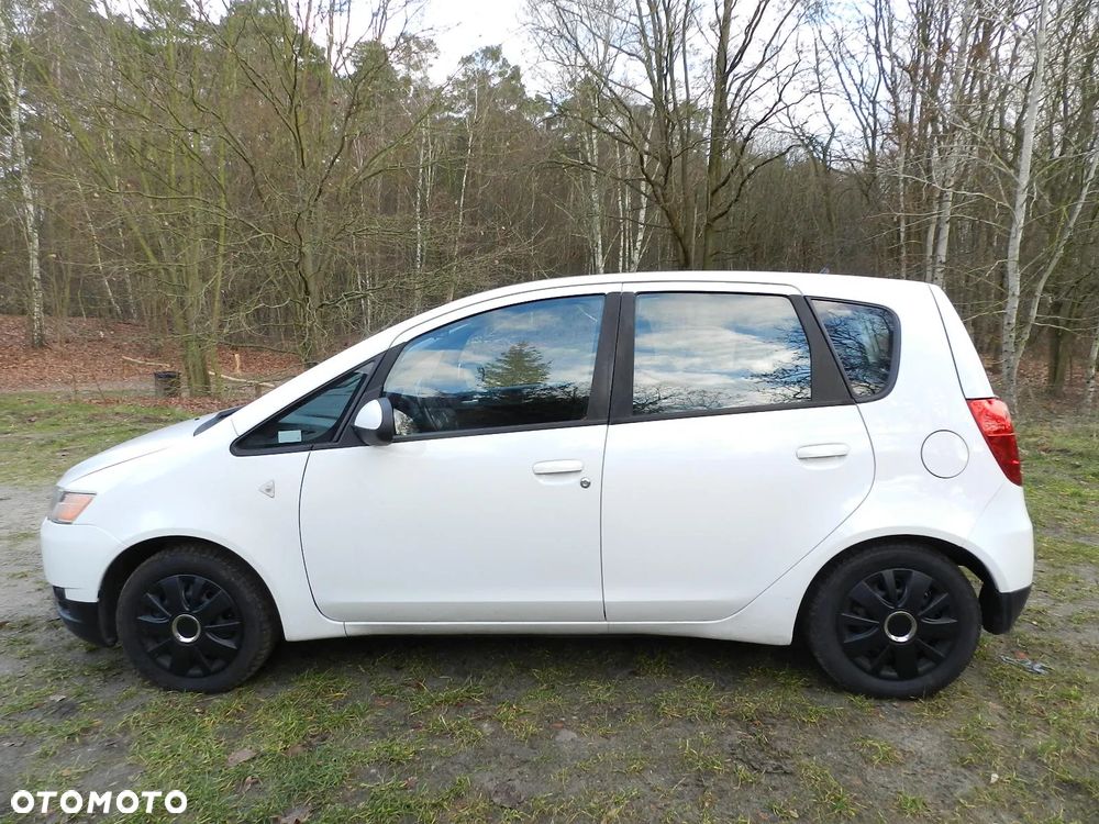 Mitsubishi Colt - 12