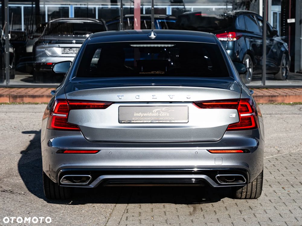 Volvo S60 T4 Geartronic RDesign - 19