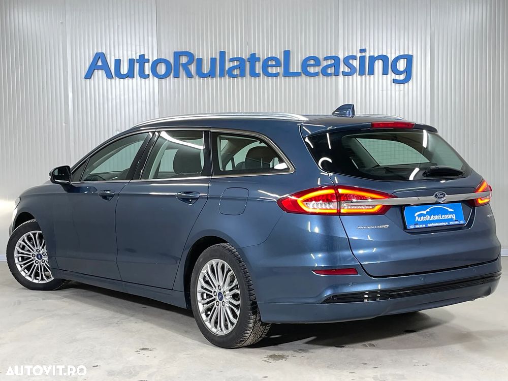 Ford Mondeo 2.0 HEV Titanium - 4
