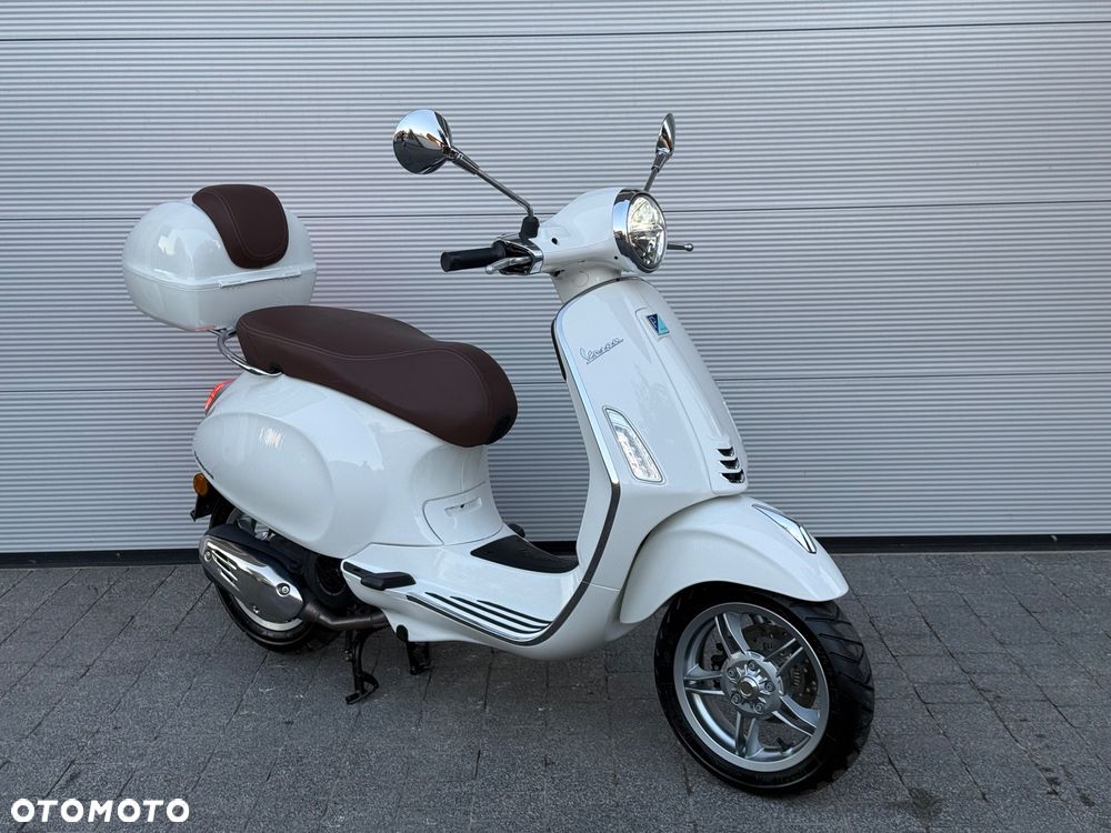 Vespa Primavera - 2