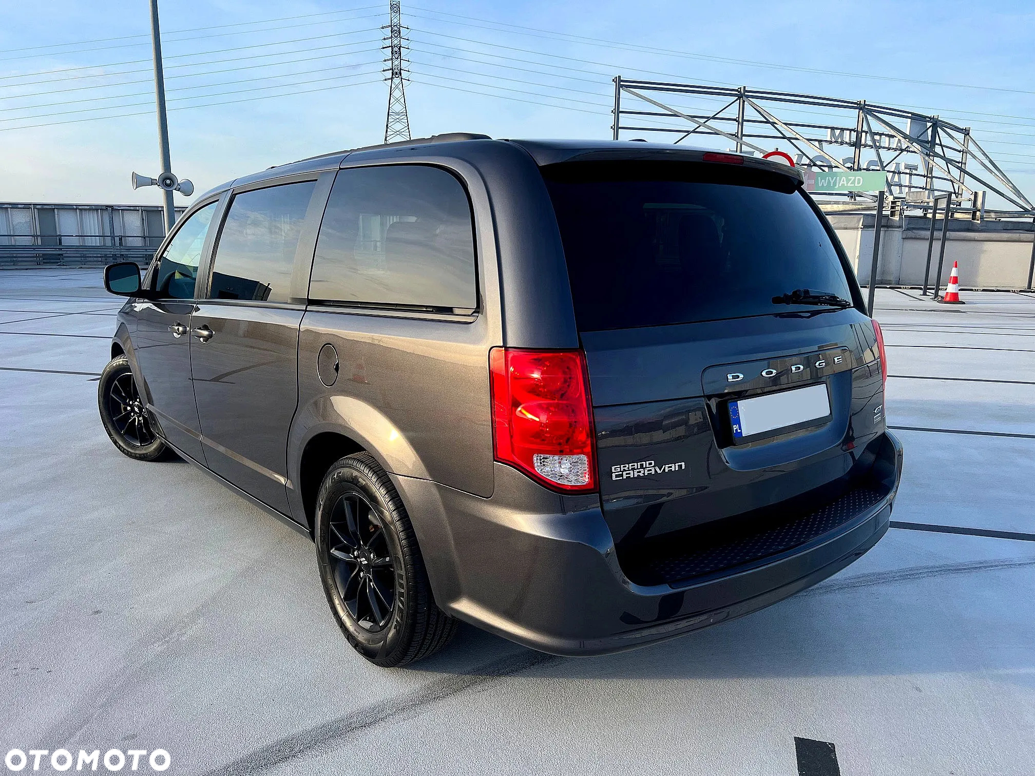 Dodge Grand Caravan - 3