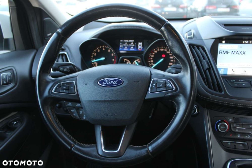 Ford Kuga 1.5 EcoBoost 2x4 Vignale - 37