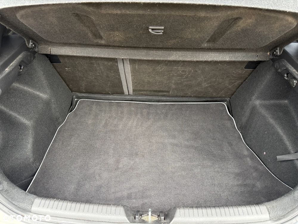 Hyundai i30 1.6 GDI Premium - 25