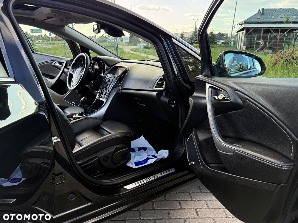 Opel Astra 1.4 Turbo - 26