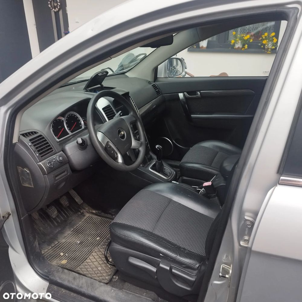 Chevrolet Captiva - 4