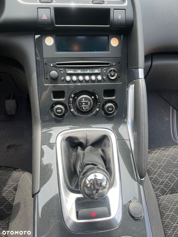 Peugeot 3008 HDi FAP 150 Platinum - 16