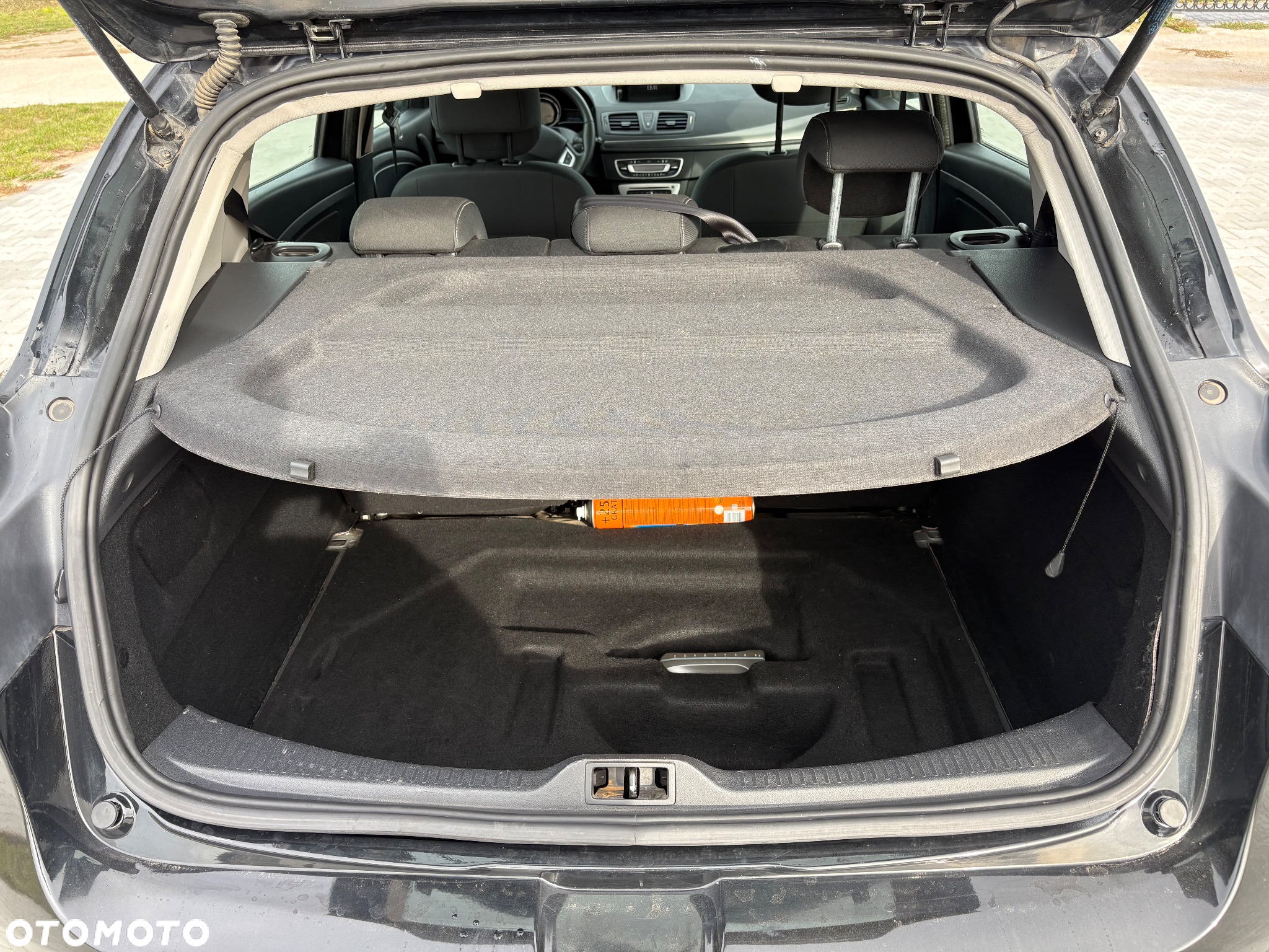 Renault Megane 1.5 dCi Bose - 10