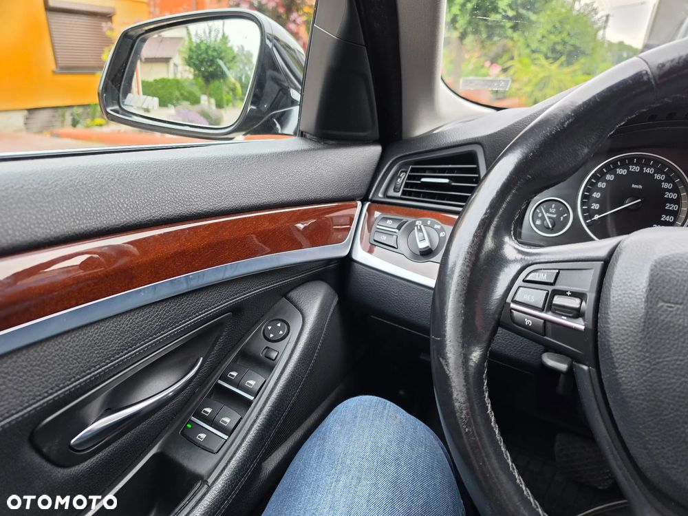 BMW Seria 5 - 16