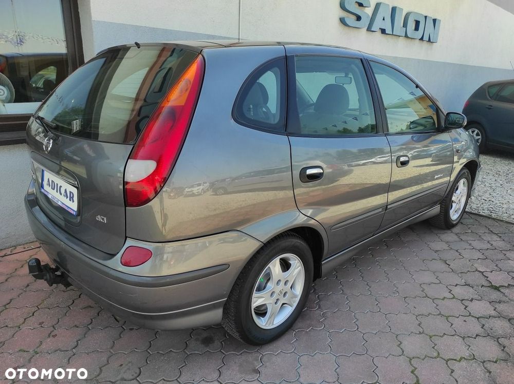 Nissan Almera Tino - 6