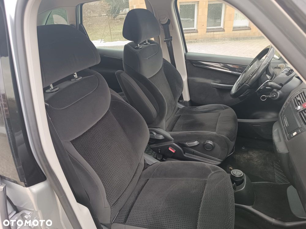 Citroën C4 Picasso 2.0 HDi FAP Exclusive - 14