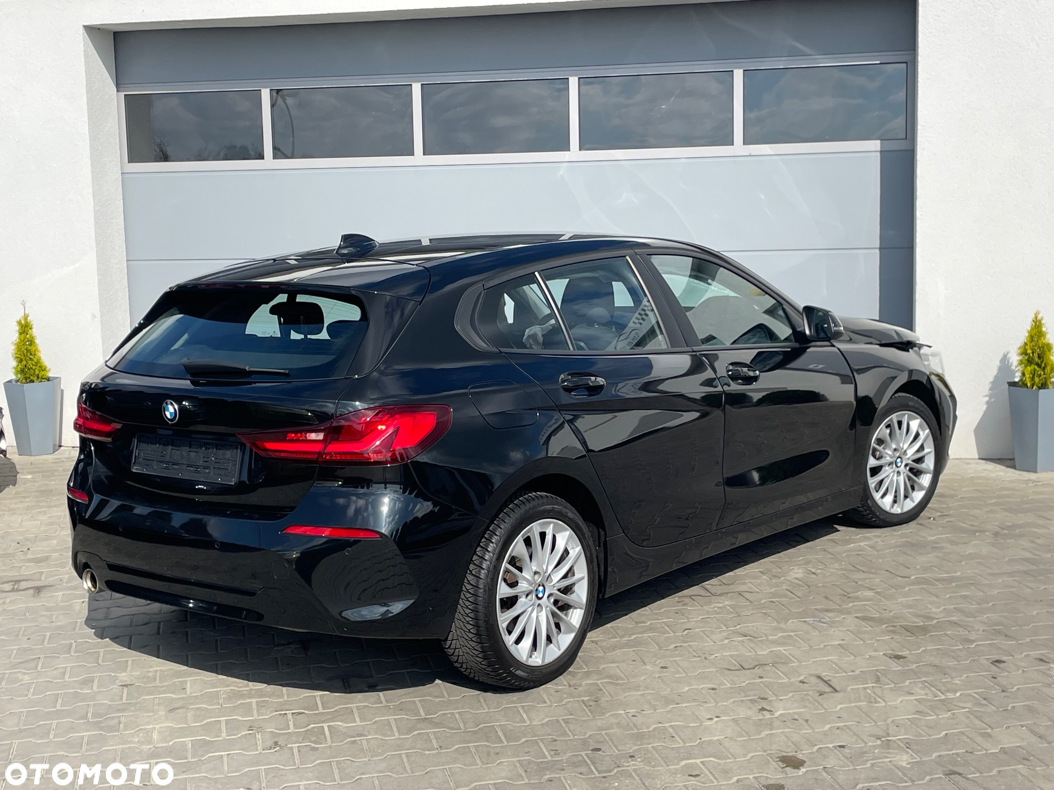 BMW Seria 1 118i - 3