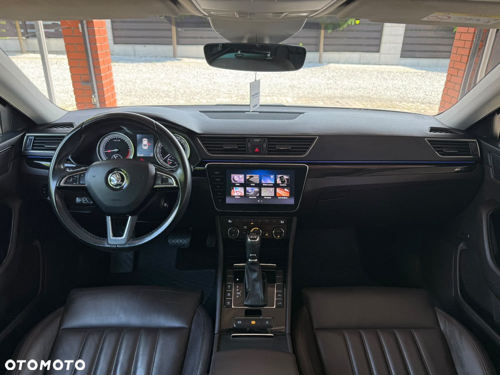 Skoda Superb 2.0 TDI 4x4 L&K DSG - 8