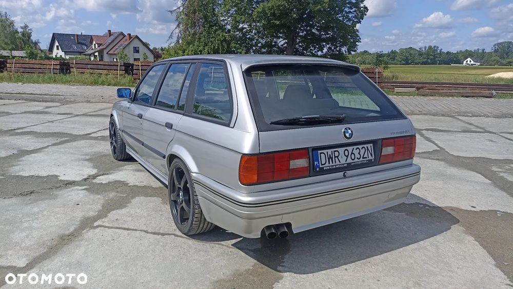 BMW Seria 3 325i - 17