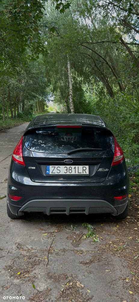 Ford Fiesta 2008 photo 2