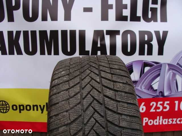 245/45 R18 Bridgestone Blizzak LM005