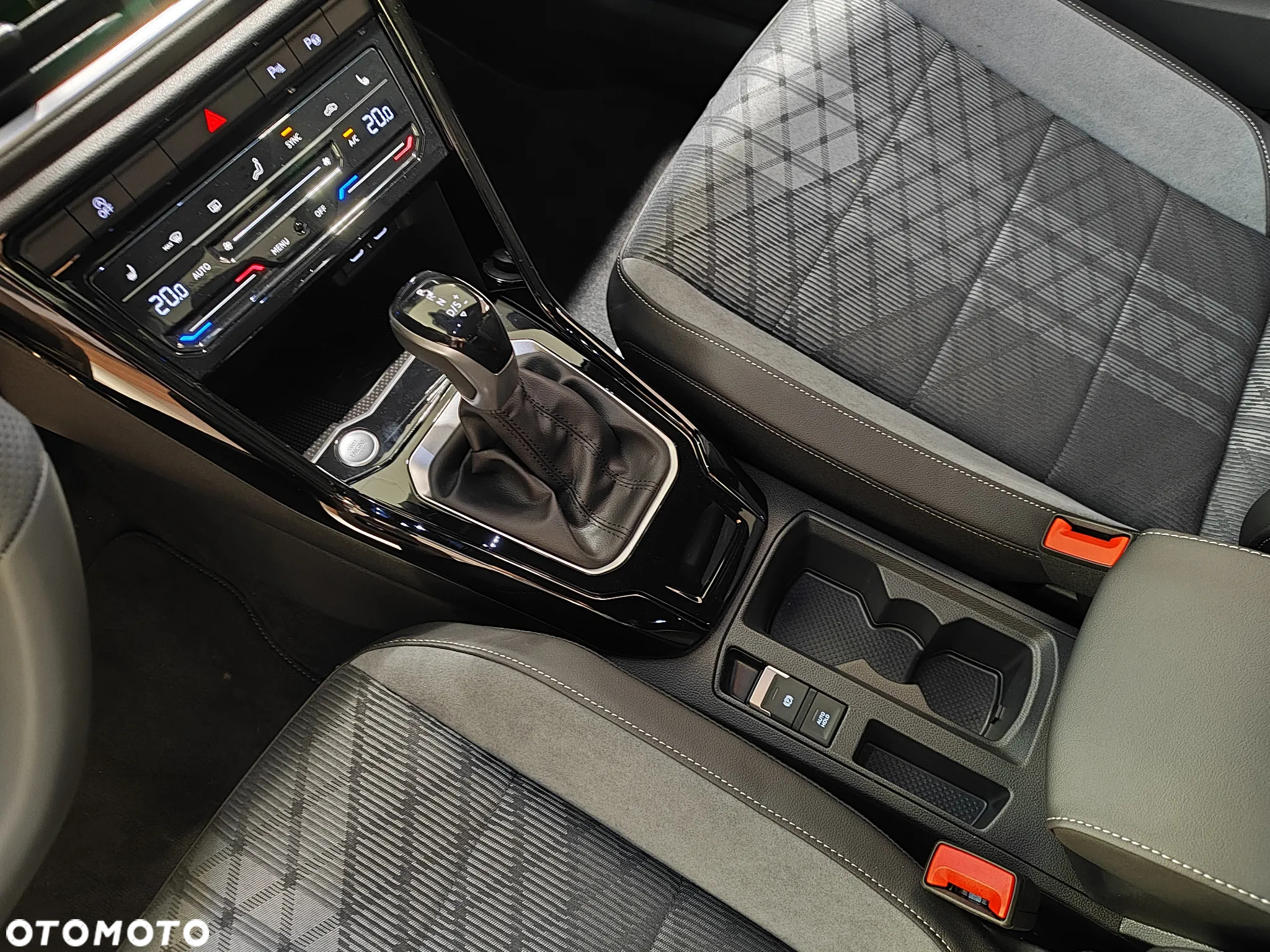 Volkswagen T-Roc 1.5 TSI R-Line Plus DSG - 20