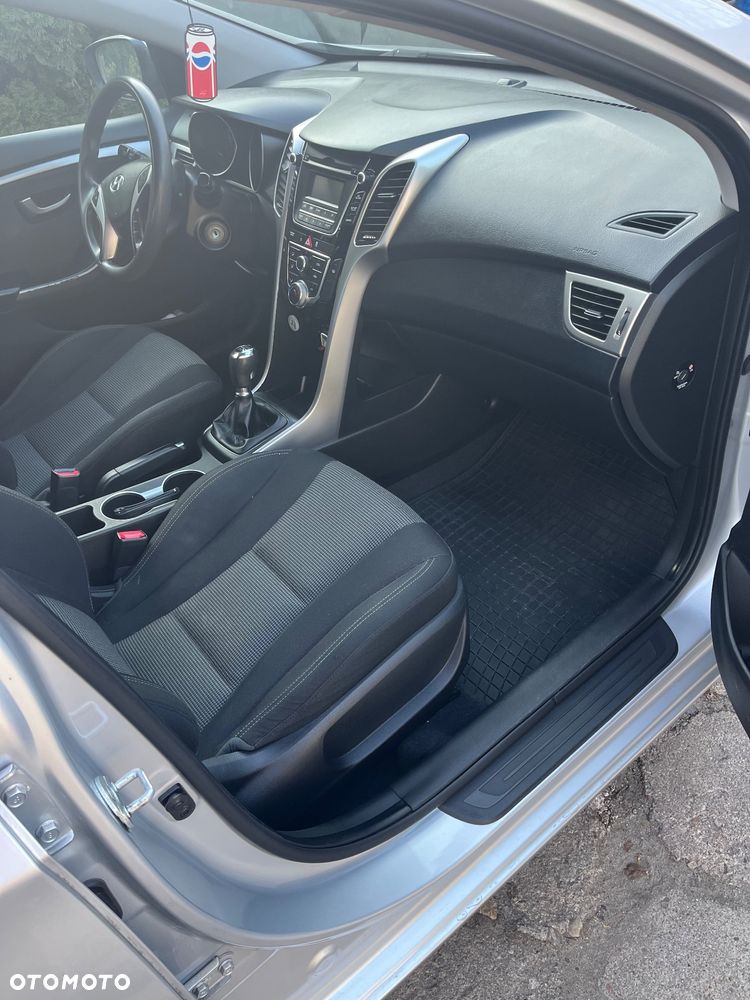 Hyundai i30 1.6 CRDi Classic - 7