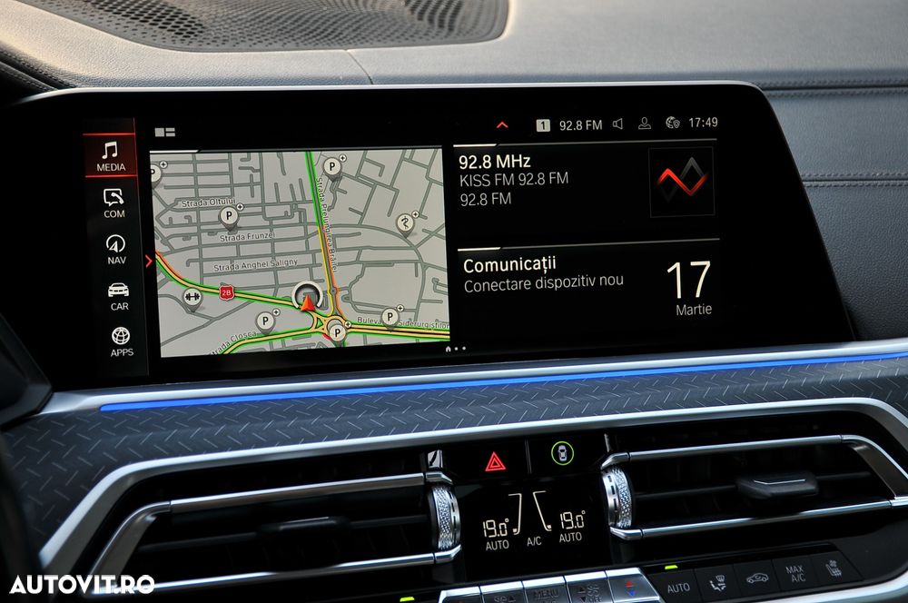 BMW X6 xDrive40i AT MHEV - 17