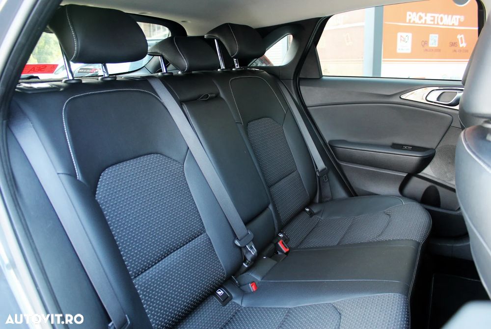 Kia Ceed 1.4 T-GDI OPF Platinum Edition - 15