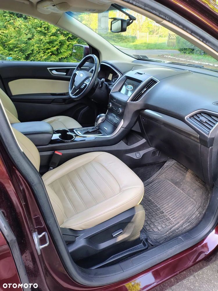 Ford Edge - 8