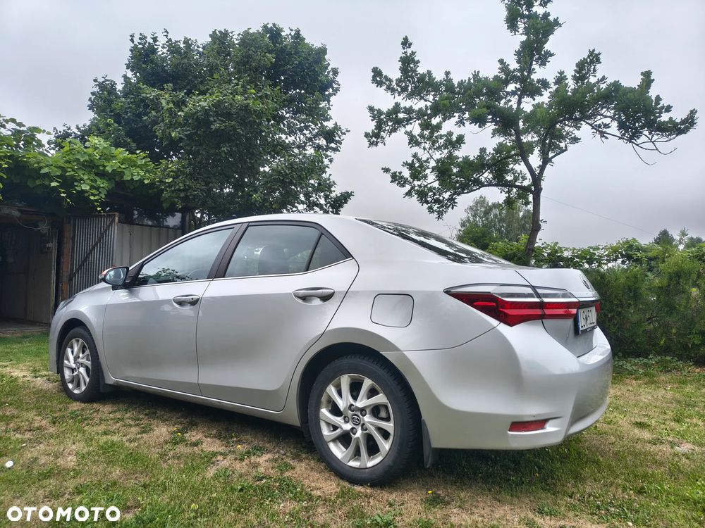 Toyota Corolla 1.6 Comfort - 3