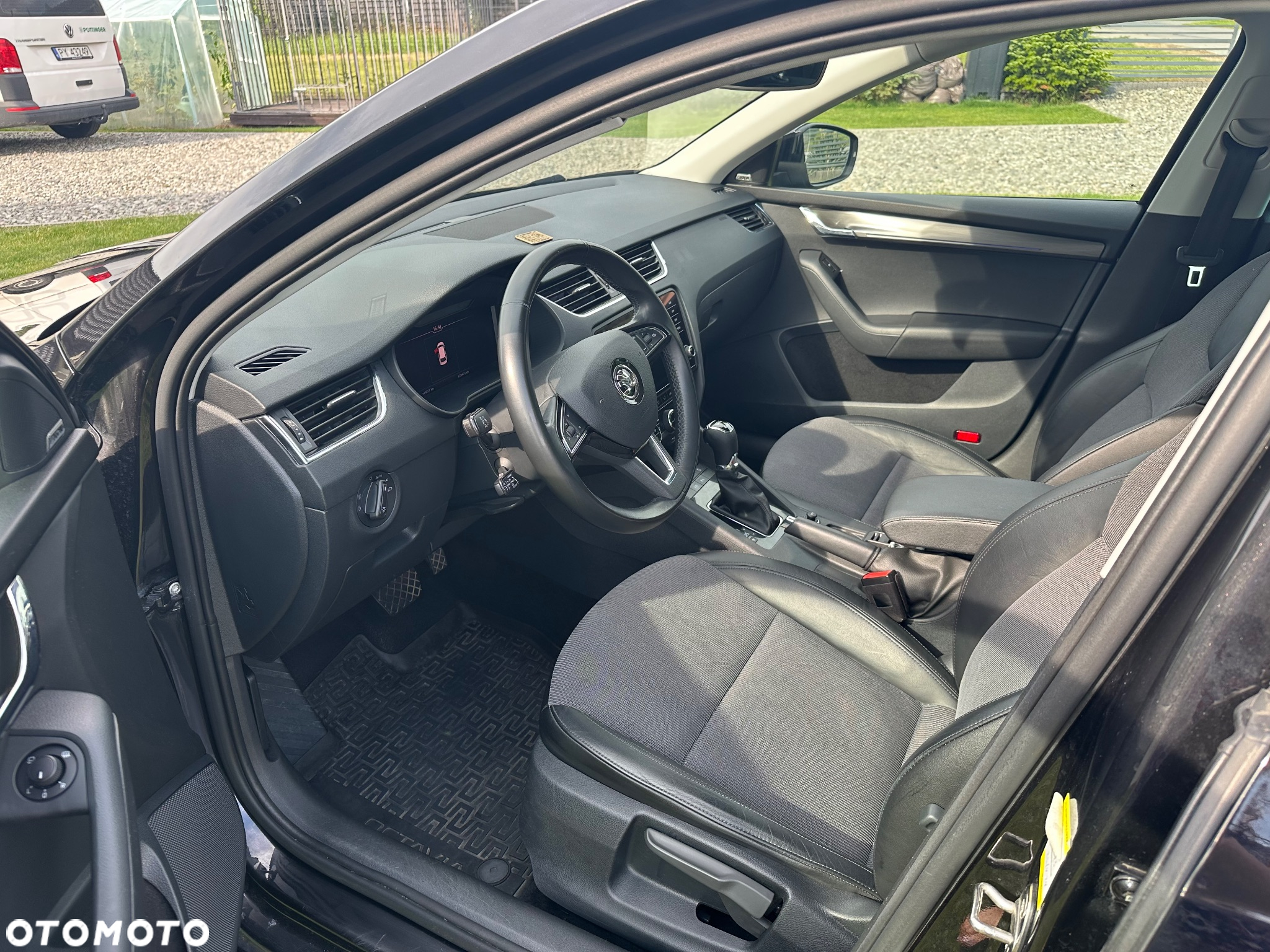 Skoda Octavia 2.0 TDI 4x4 Style DSG - 5