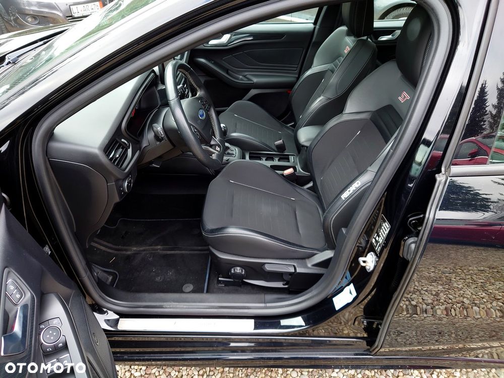 Ford Focus 2.0 EcoBlue ST - 8