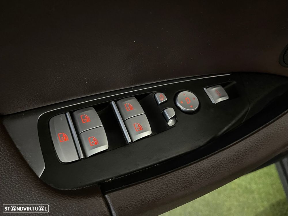 BMW iX3 Inspiring - 37