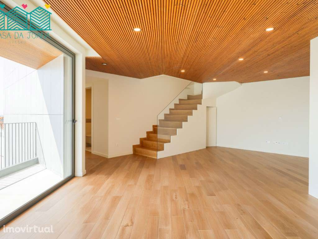 Penthouse com Terraços e Piscina no centro da Cidade de Aveiro - Grande imagem: 5/54