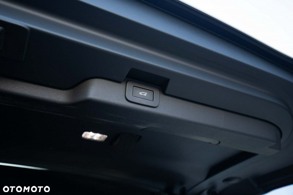 Land Rover Discovery - 40