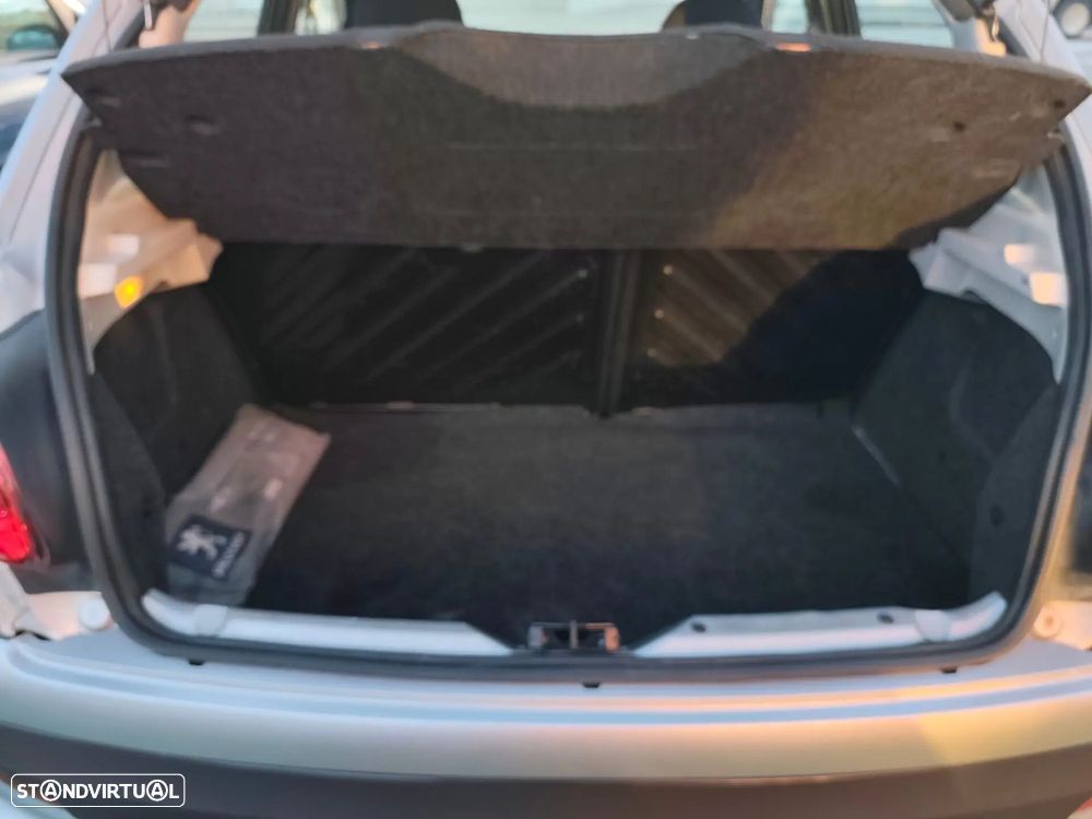 Peugeot 206+ 1.1 Trendy - 23