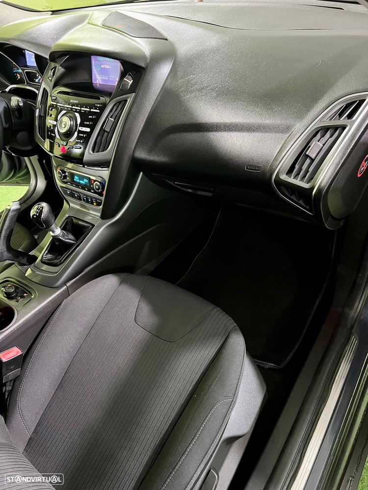 Ford Focus SW 1.6 TDCi ECOnetic 88g S&S Titanium - 14