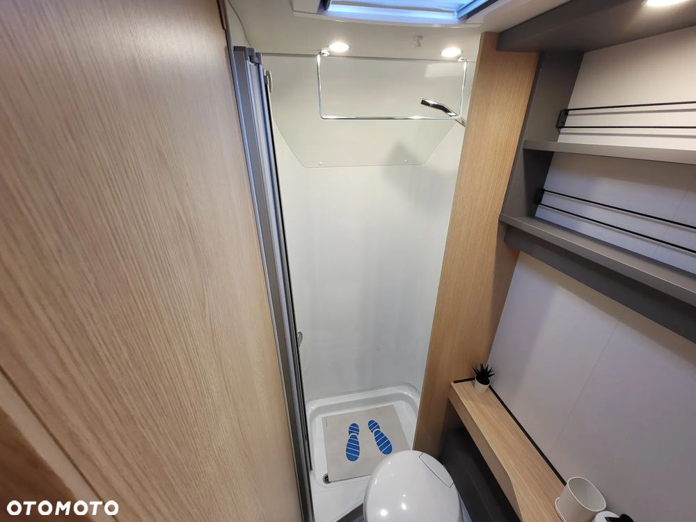 LMC Tourer Lift H634 - 4 osobowy / Ford Transit - 32