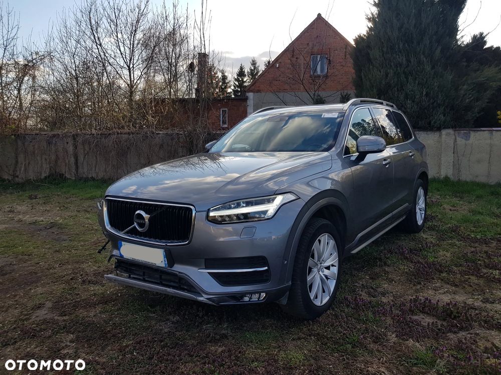 Volvo XC 90 D5 AWD Geartronic Momentum - 24